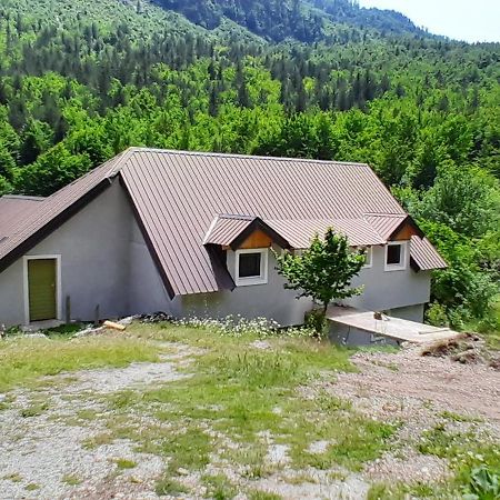 Bujtina Sherifaj Valbona Esterno foto