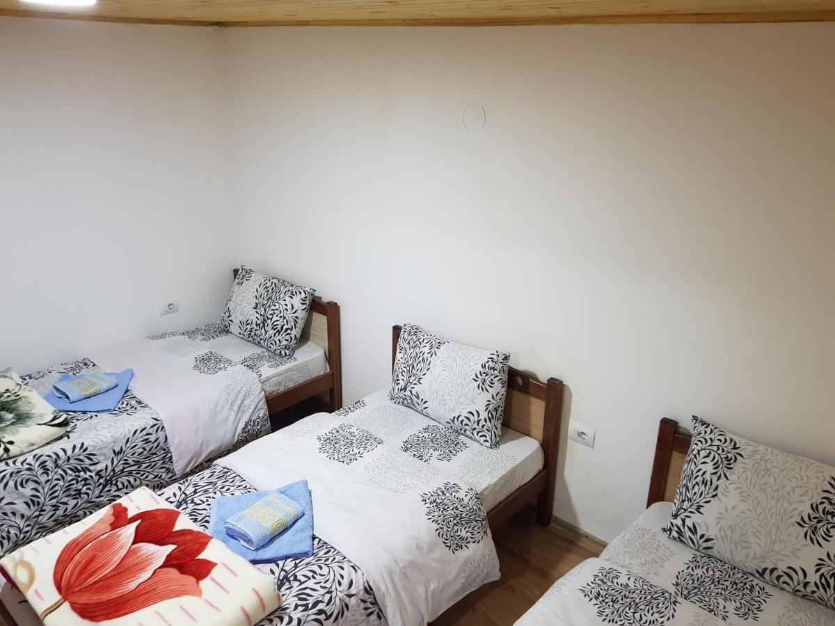 Bujtina Sherifaj Valbona Esterno foto