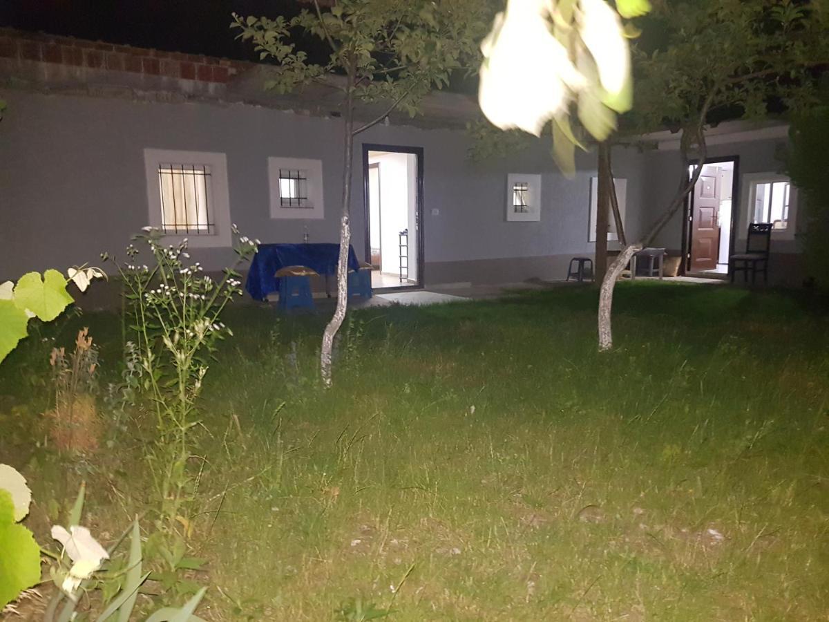 Bujtina Sherifaj Valbona Esterno foto