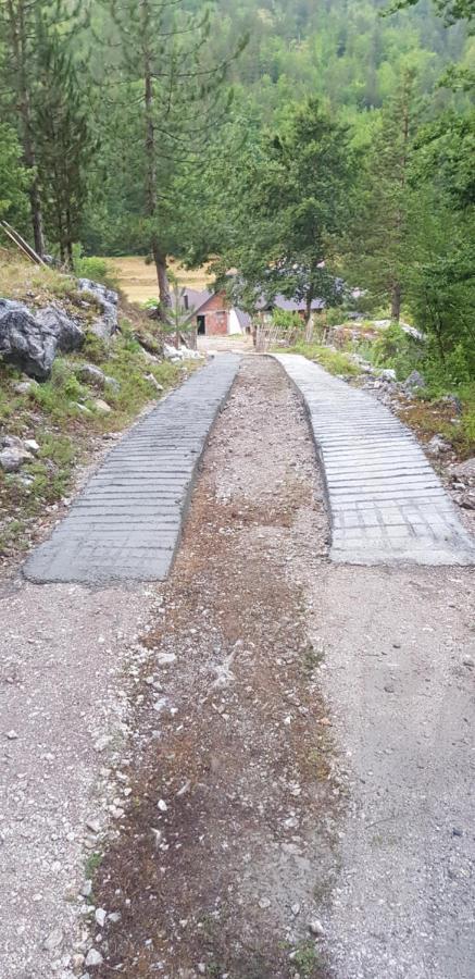 Bujtina Sherifaj Valbona Esterno foto