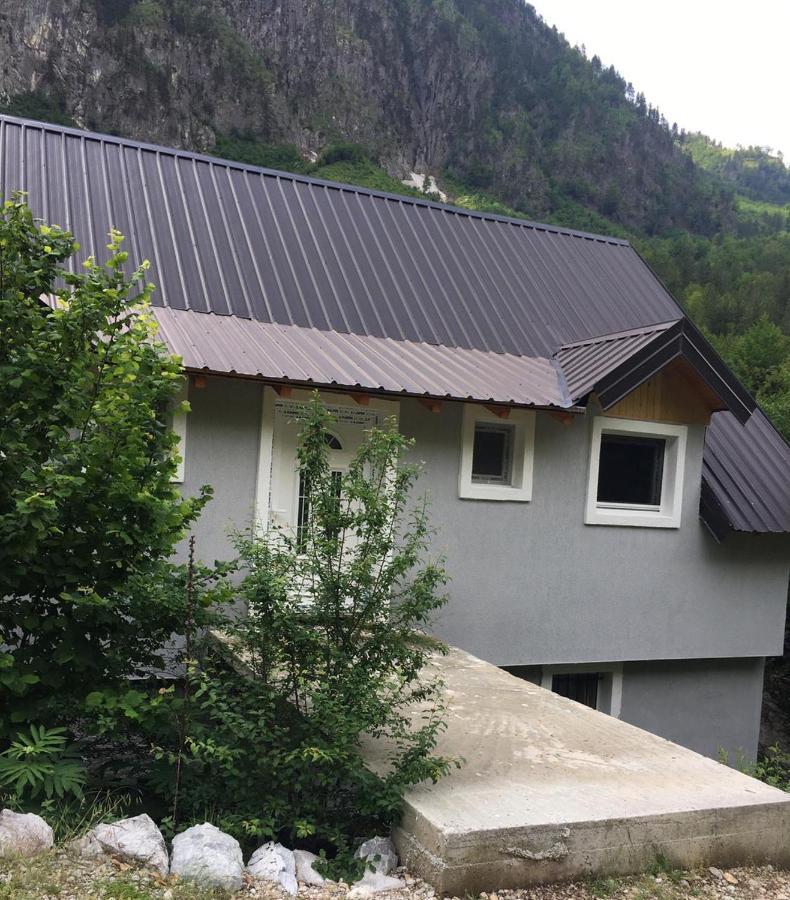 Bujtina Sherifaj Valbona Esterno foto